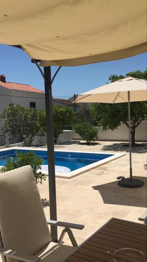 Villa Vlatino à Seget Vranjica Extérieur photo