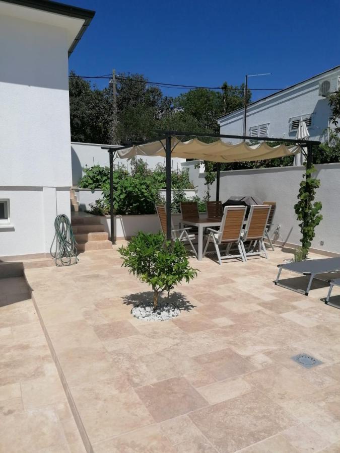 Villa Vlatino à Seget Vranjica Extérieur photo