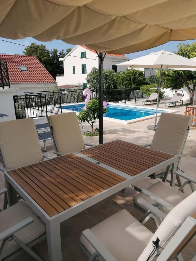 Villa Vlatino à Seget Vranjica Extérieur photo